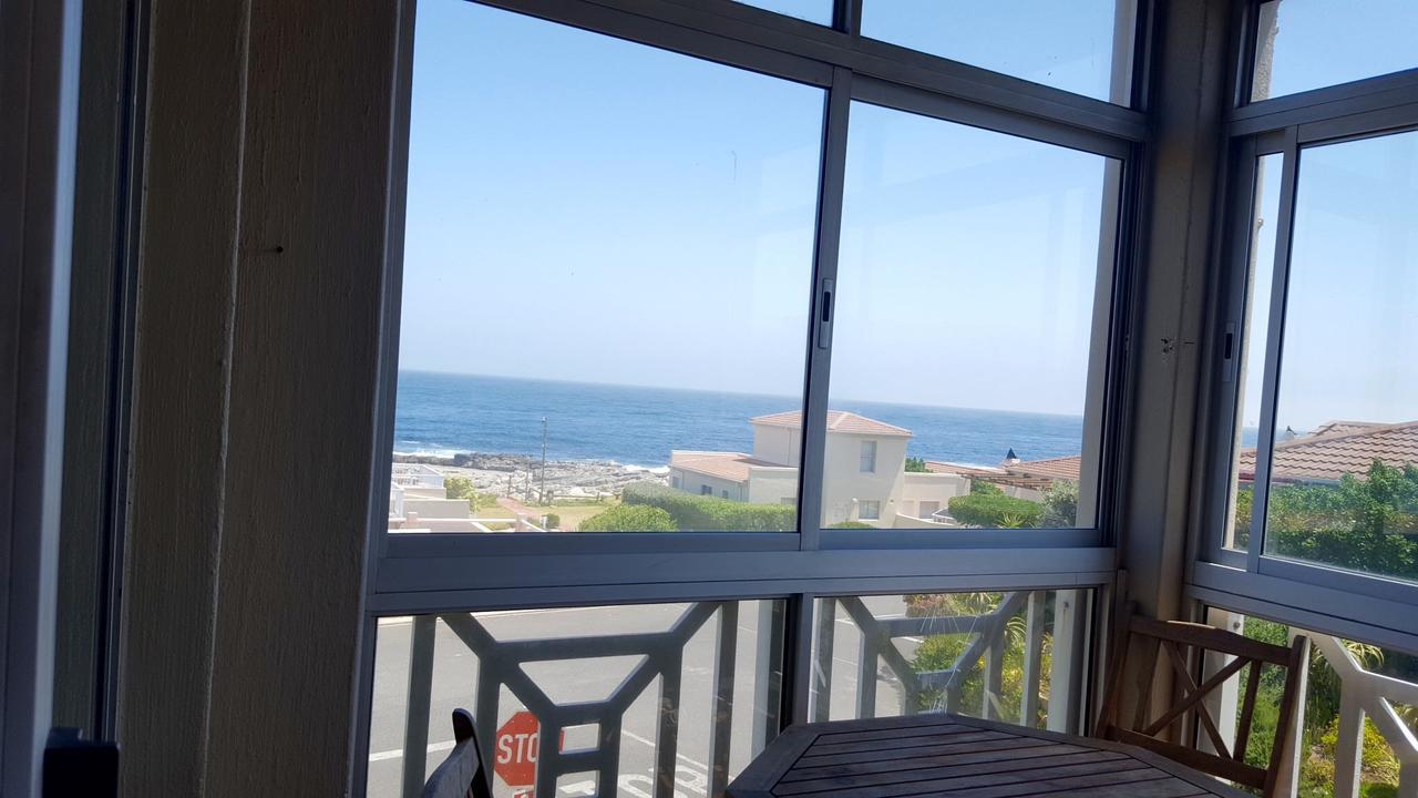 Hermanus Beach Club Apt 186 & 208 Apartment Luaran gambar